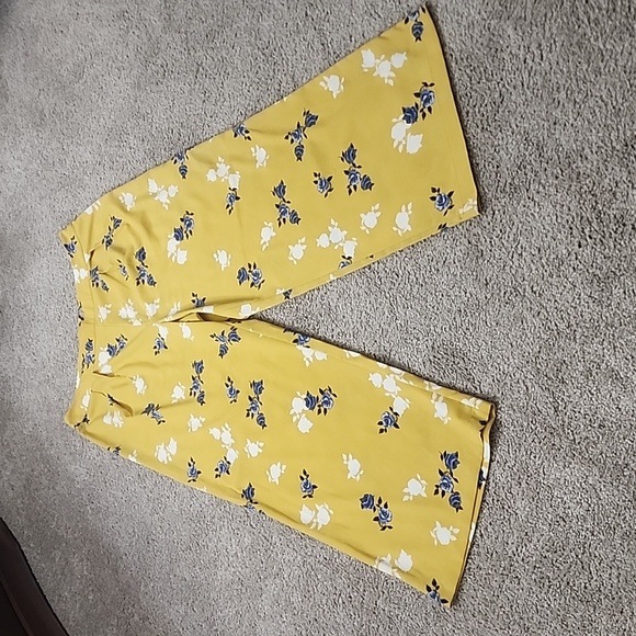 Xhilaration Pants - 100% Polyester Slacks w side zipper